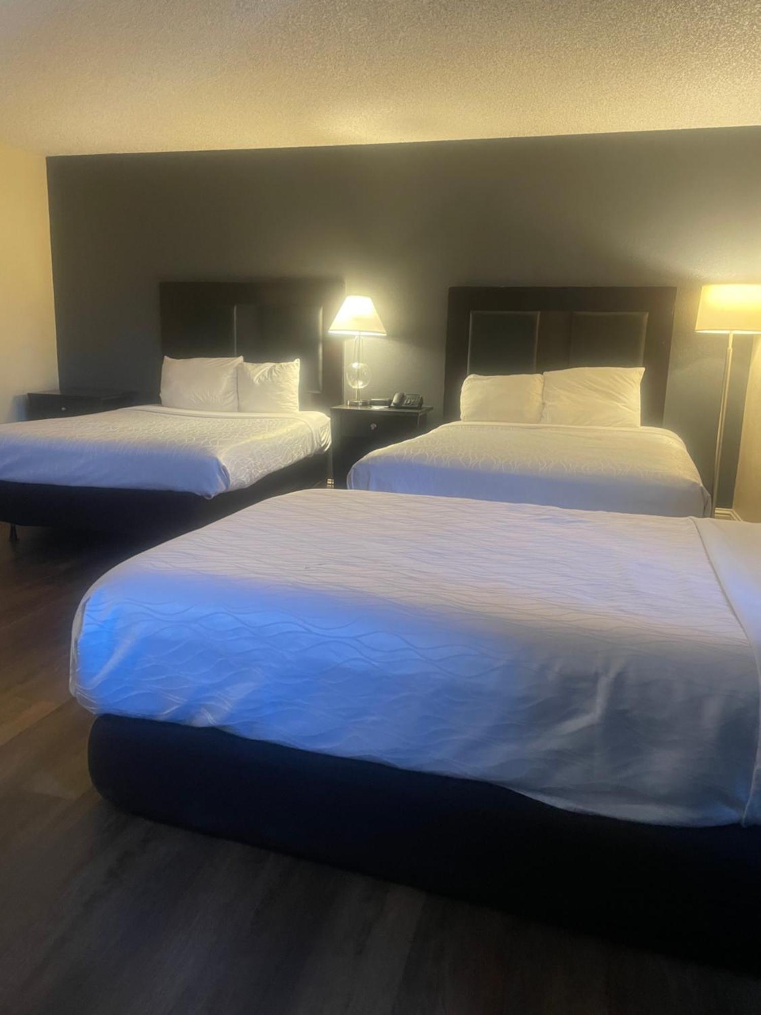 Sutter Inn Юба-Сити Экстерьер фото